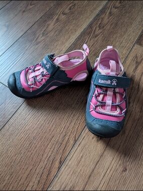 Kamik Kids Pink and Gray Water Shoes